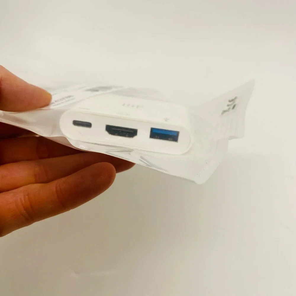 NWT Monoprice 3-in-1 USB-C to HDMI Multiport Adapter Compatible USB-C Laptops